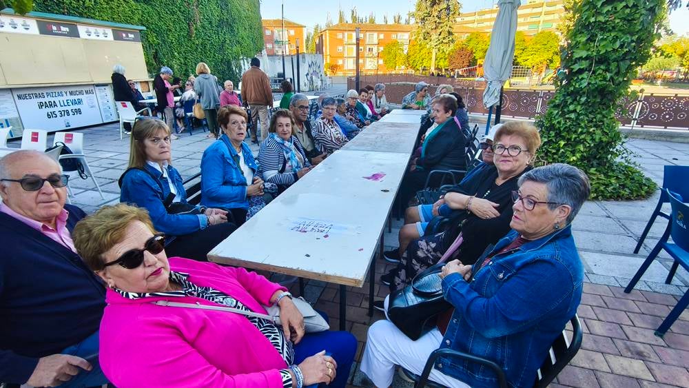 Convivencia de mayores con acento charro en Peñaranda