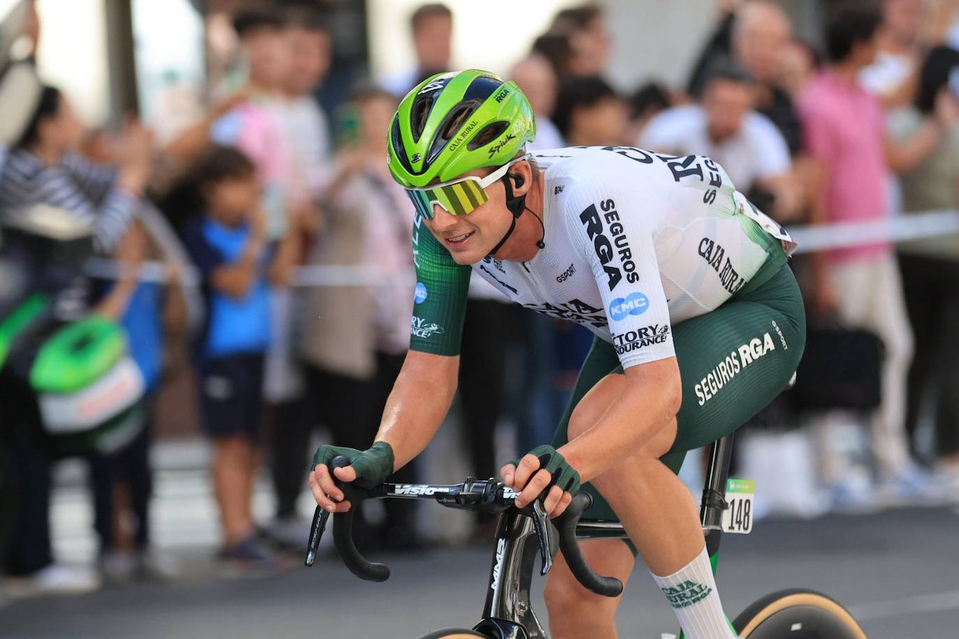 Mucha seguridad, protestas, y afición por el ciclismo: todas las imágenes de La Vuelta en Salamanca