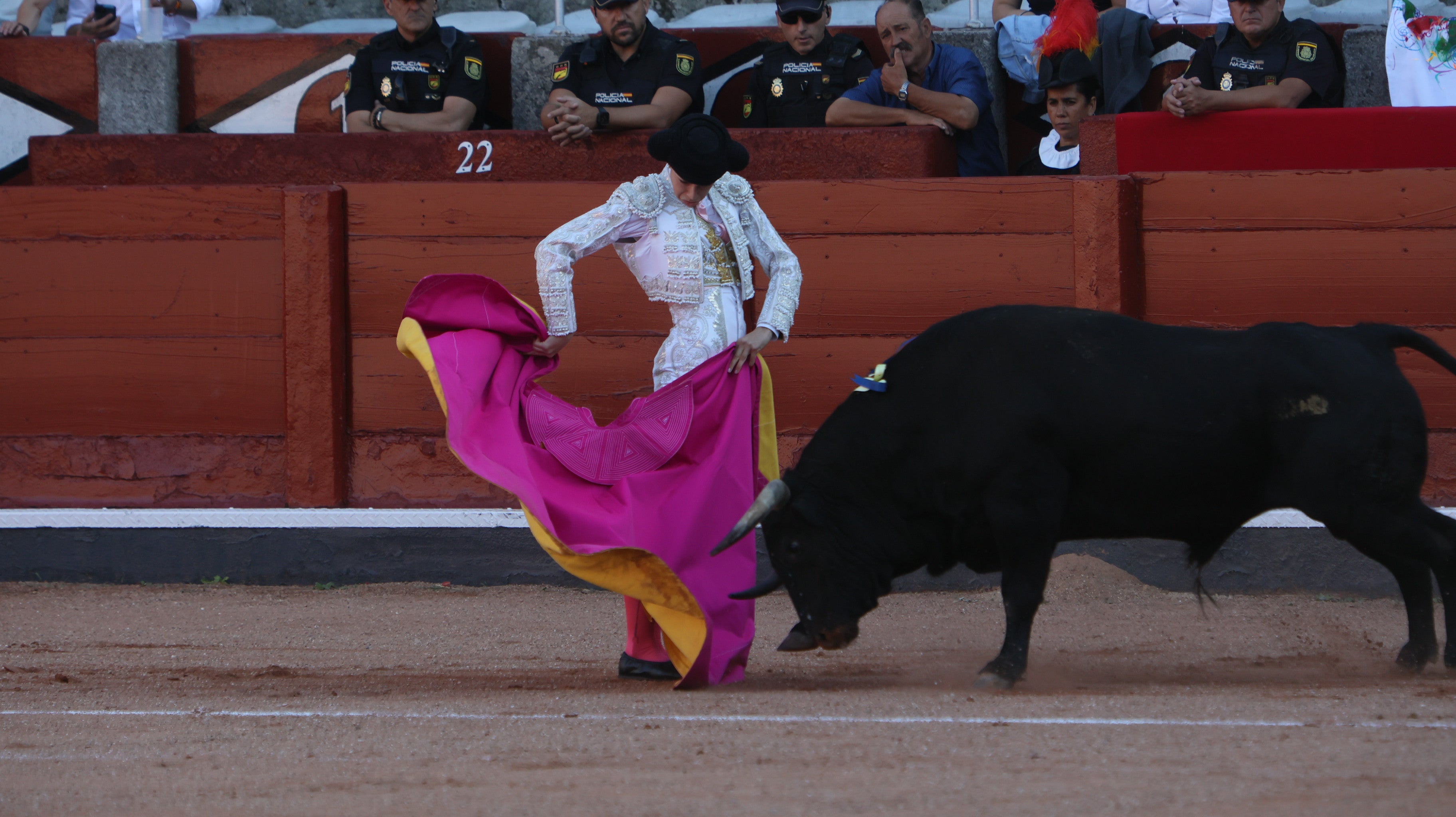 Las mejores imágenes de la novillada que abrió la Feria