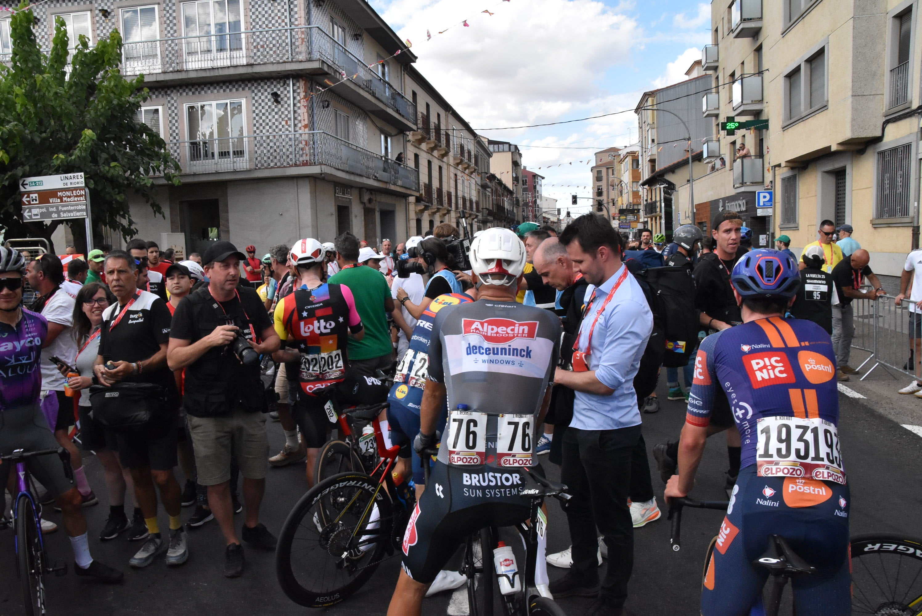 Guijuelo vive una gran jornada de ciclismo con gran ambiente en sus calles