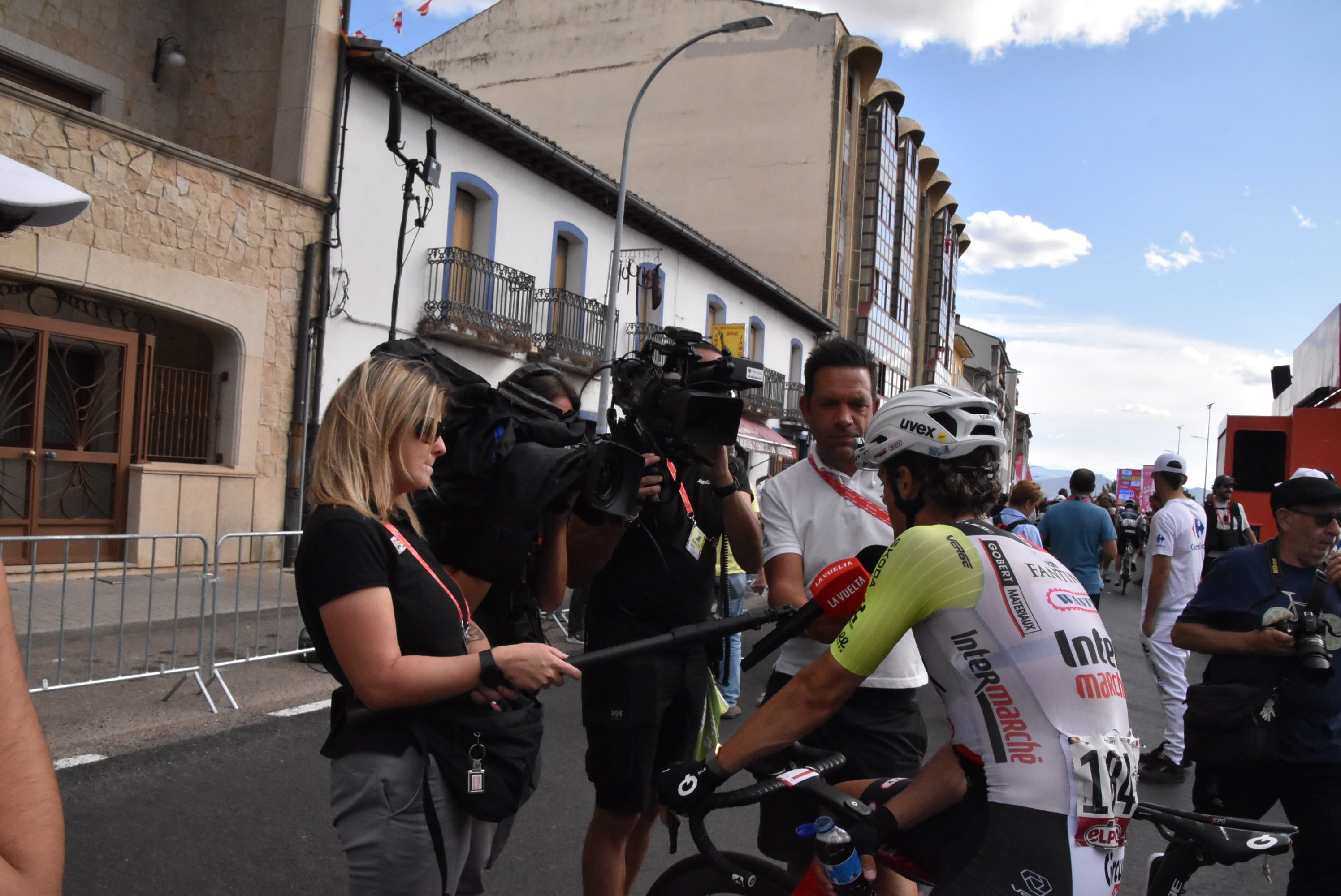 Guijuelo vive una gran jornada de ciclismo con gran ambiente en sus calles