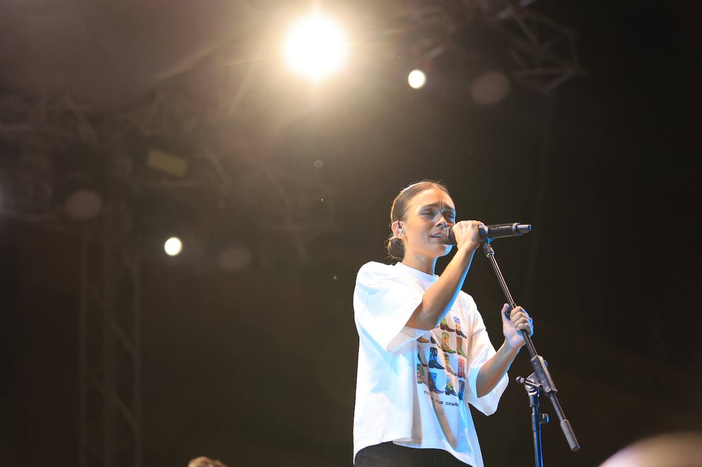 Imagen secundaria 2 - De viral en TikTok a conquistar la Plaza: la ruta del éxito de Marta Santos