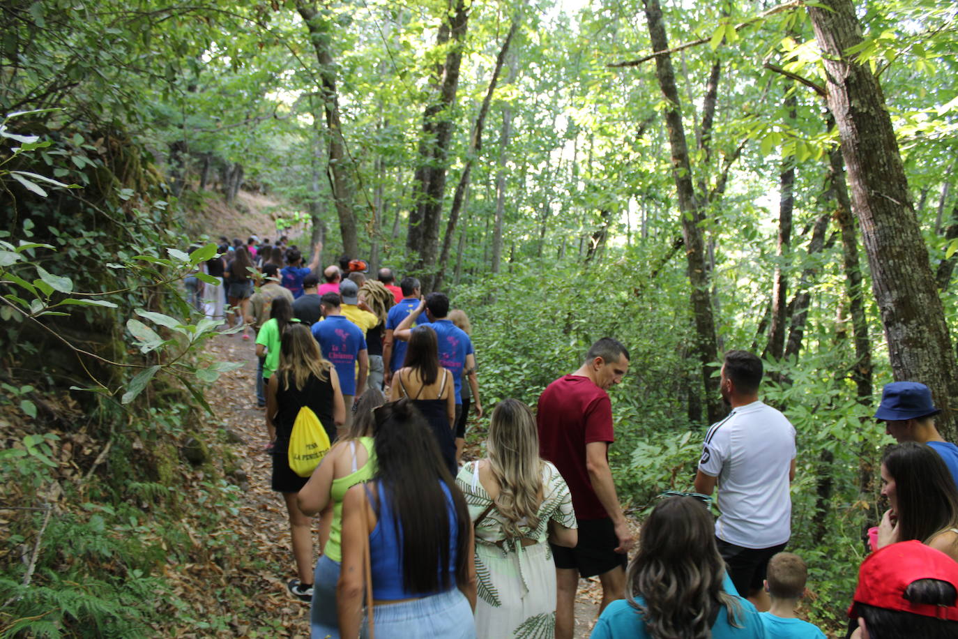 San Esteban de la Sierra celebra una intensa jornada de vísperas en honor al Cristo