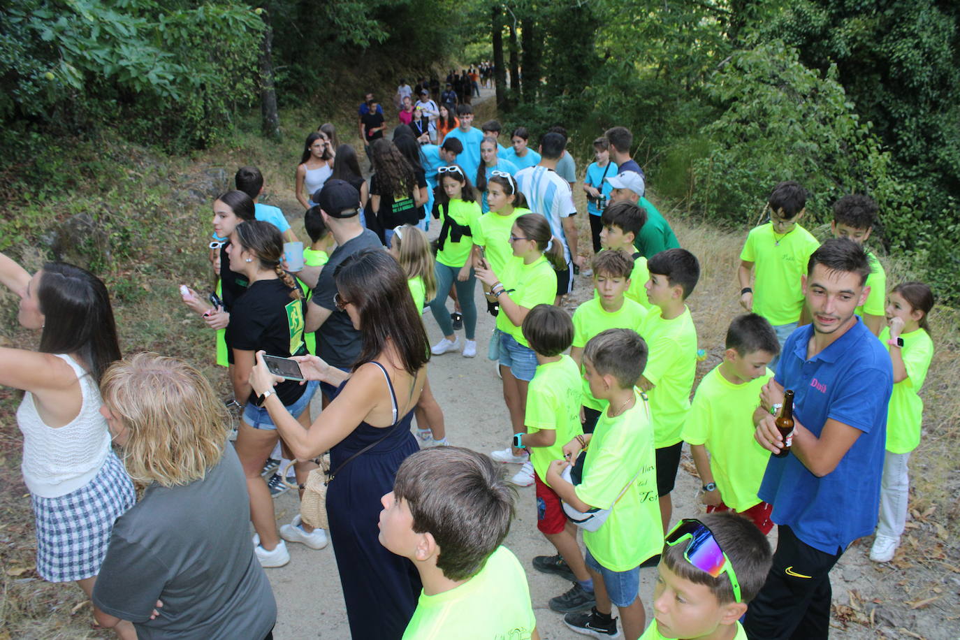 San Esteban de la Sierra celebra una intensa jornada de vísperas en honor al Cristo