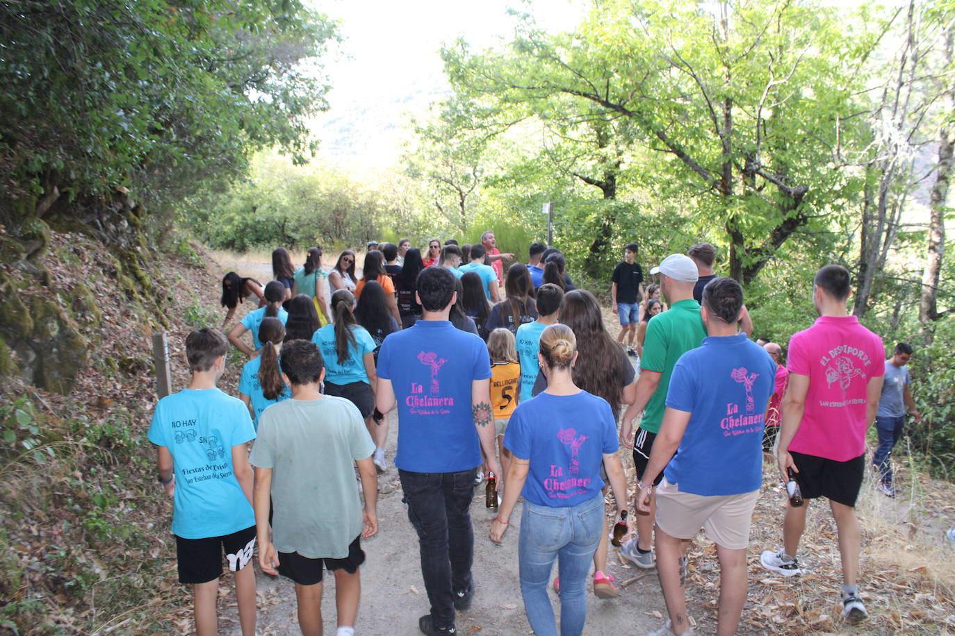 San Esteban de la Sierra celebra una intensa jornada de vísperas en honor al Cristo