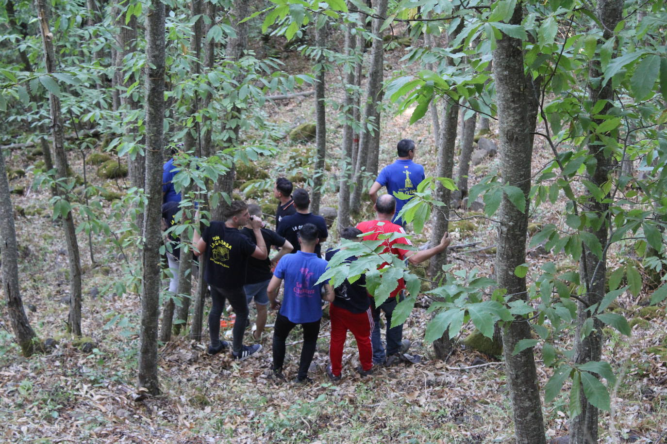 San Esteban de la Sierra celebra una intensa jornada de vísperas en honor al Cristo