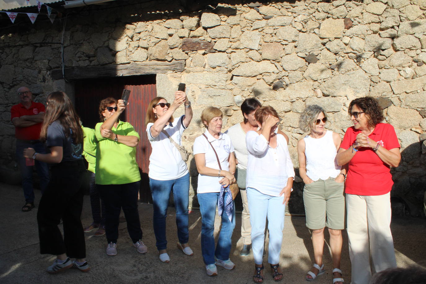 San Esteban de la Sierra celebra una intensa jornada de vísperas en honor al Cristo