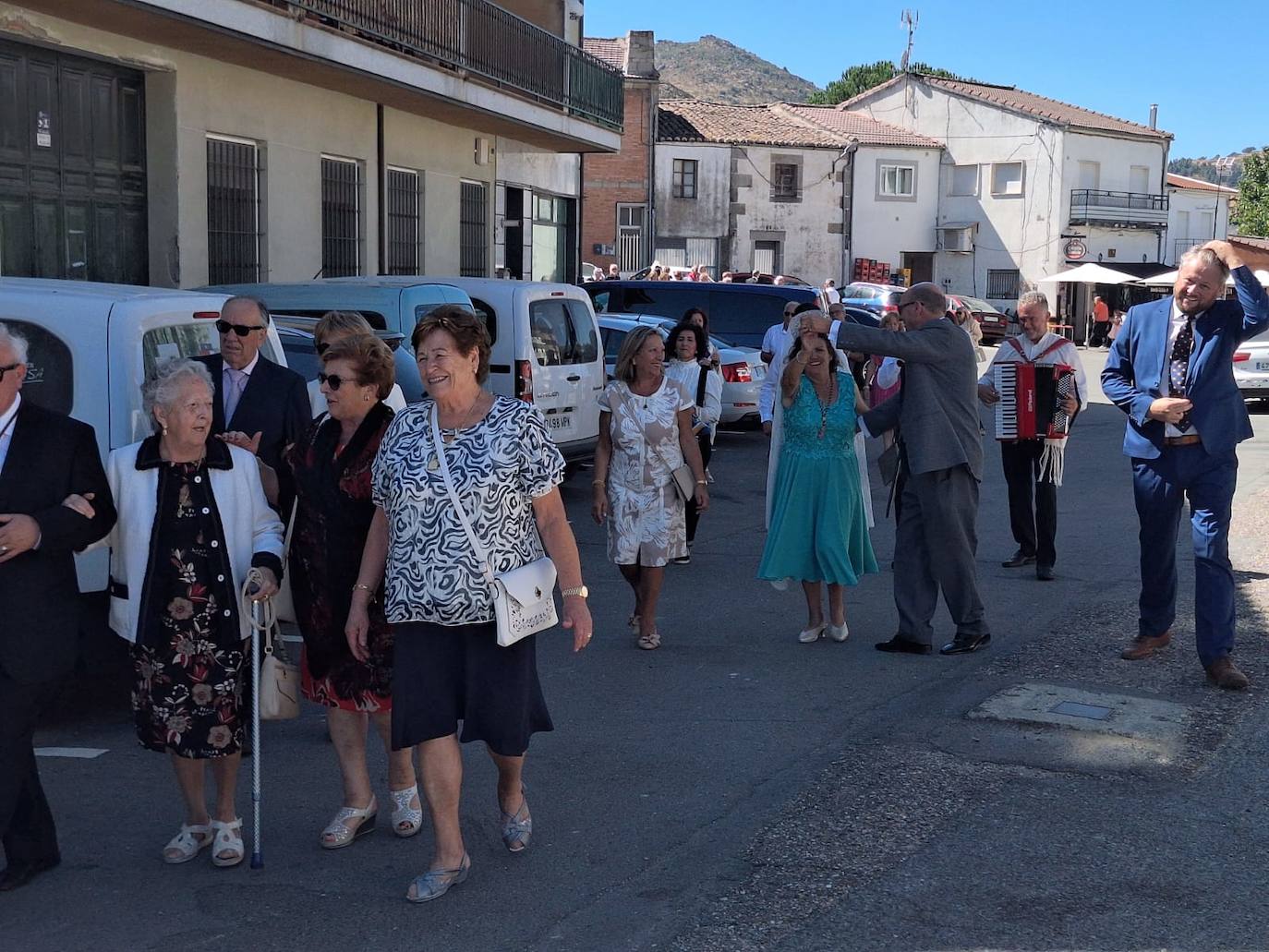 El Cristo de Valvanera vuelve a su ermita con sus fieles en Sorihuela