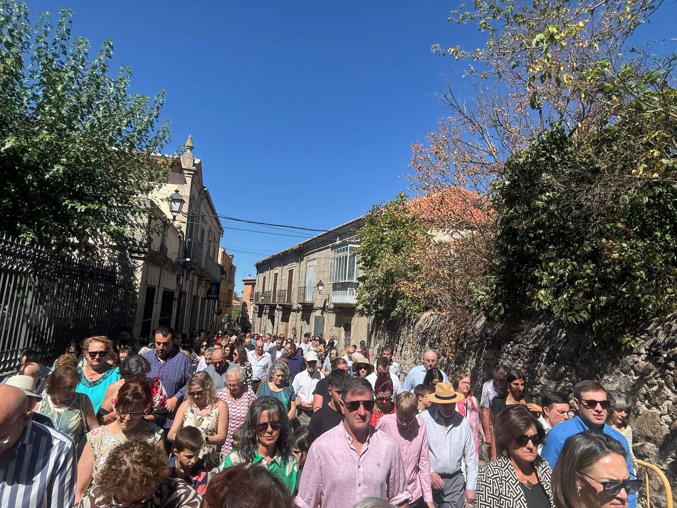 La Virgen de la Vega luce con esplendor en Piedrahita