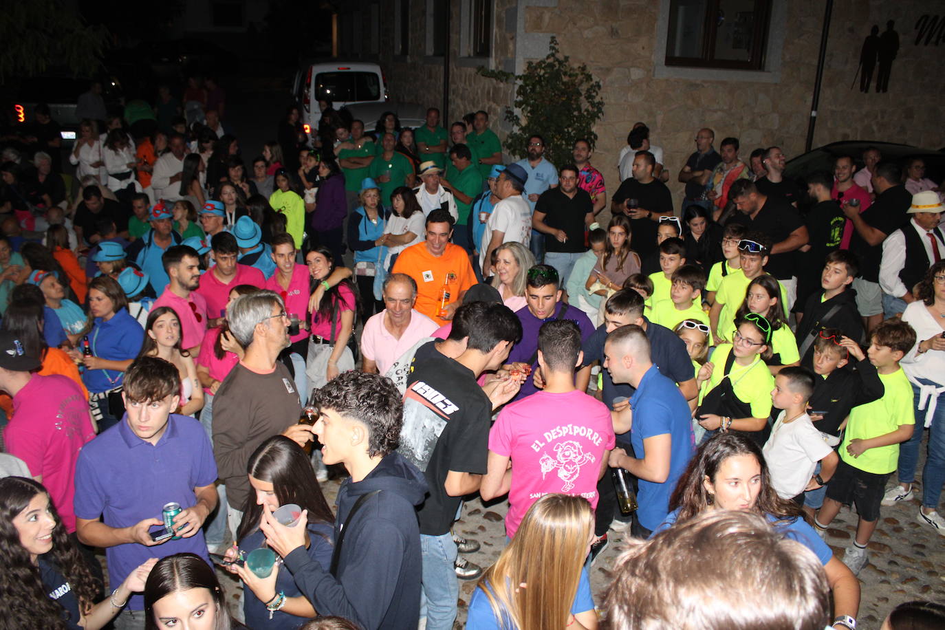 San Esteban de la Sierra celebra una intensa jornada de vísperas en honor al Cristo