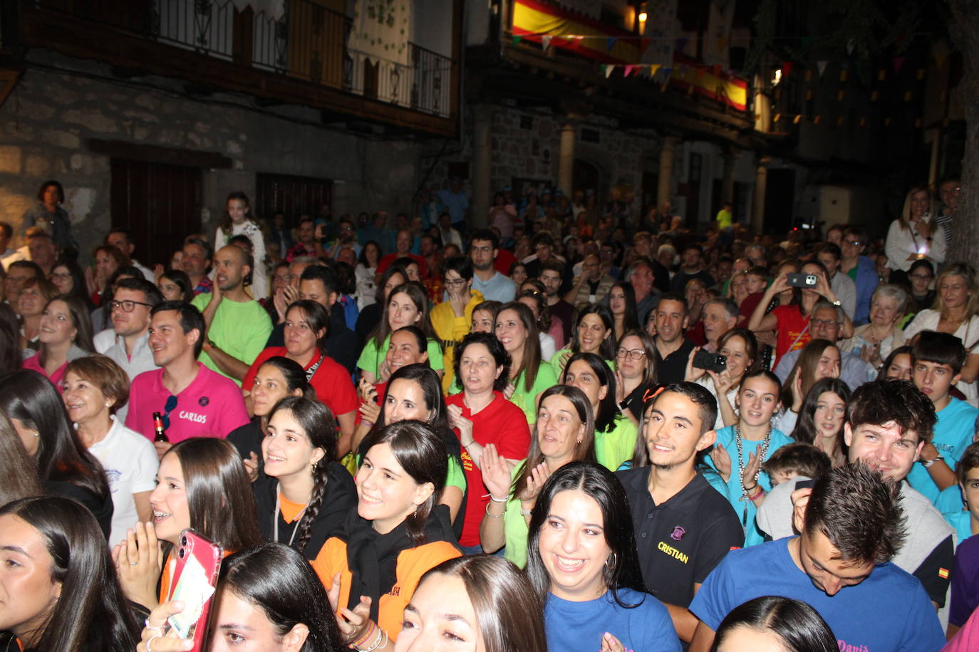 San Esteban de la Sierra celebra una intensa jornada de vísperas en honor al Cristo