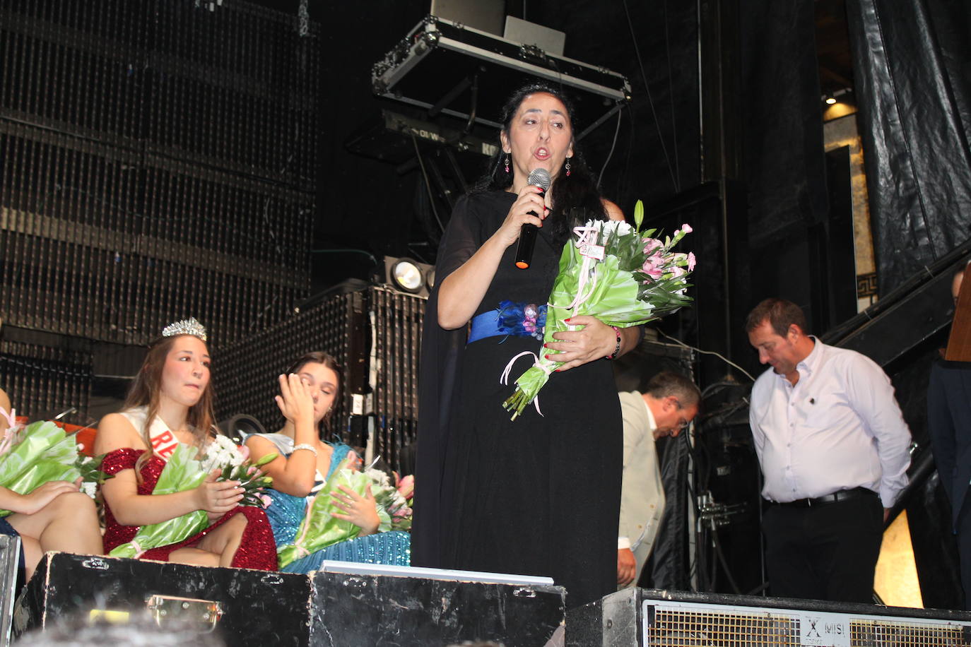 San Esteban de la Sierra celebra una intensa jornada de vísperas en honor al Cristo