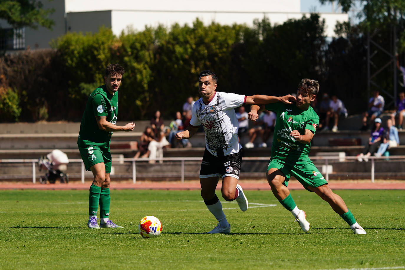Las mejores imágenes del triunfo del Salamanca UDS en Las Pistas