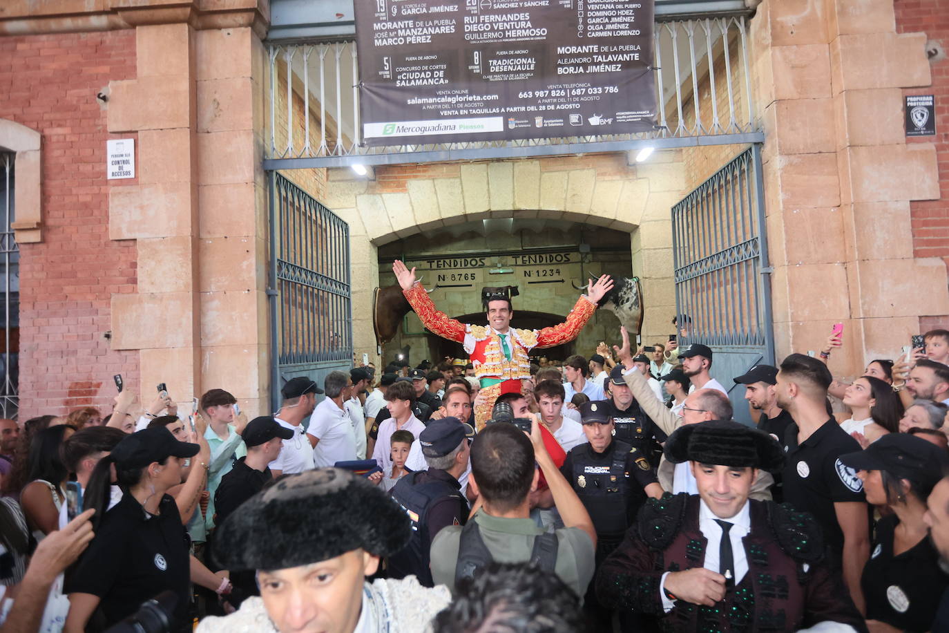 Las mejores imágenes del indulto de Buenasuerte en La Glorieta