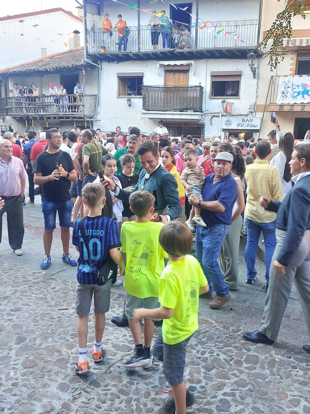 San Esteban de la Sierra disfruta con el toro