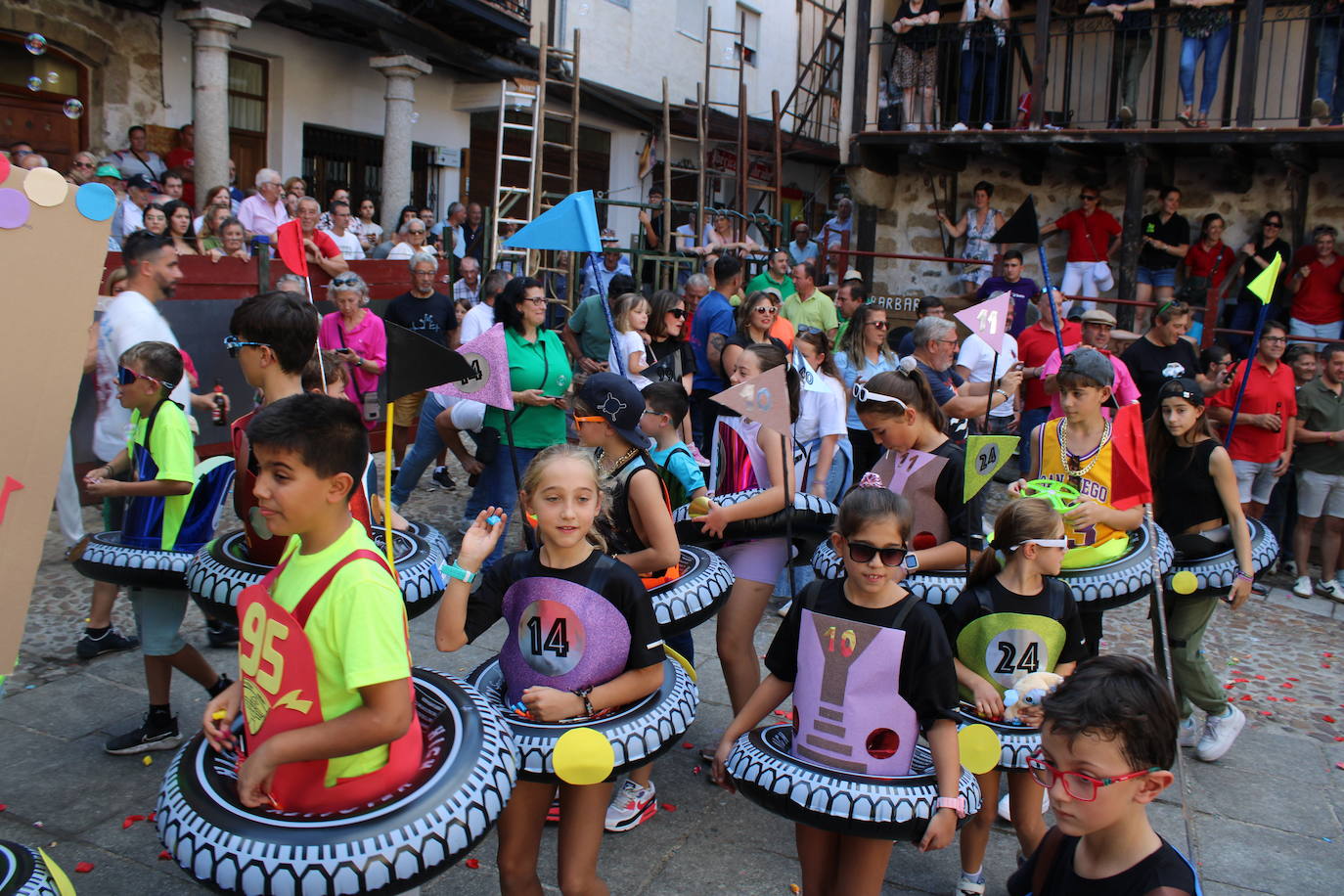 San Esteban de la Sierra disfruta con el toro