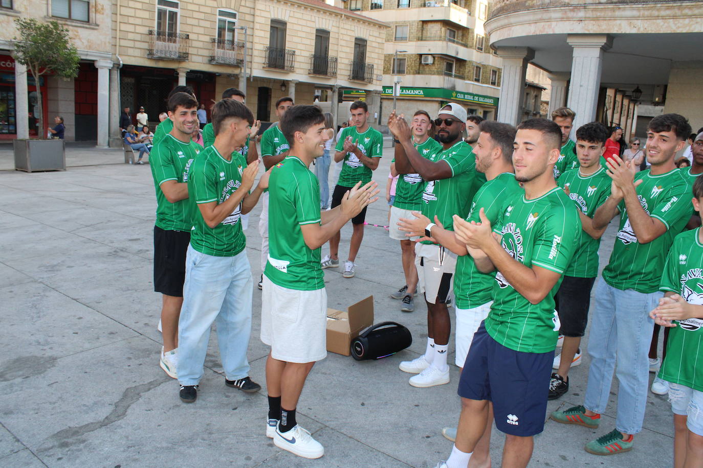 El Guijuelo vuelve al verde en su camiseta