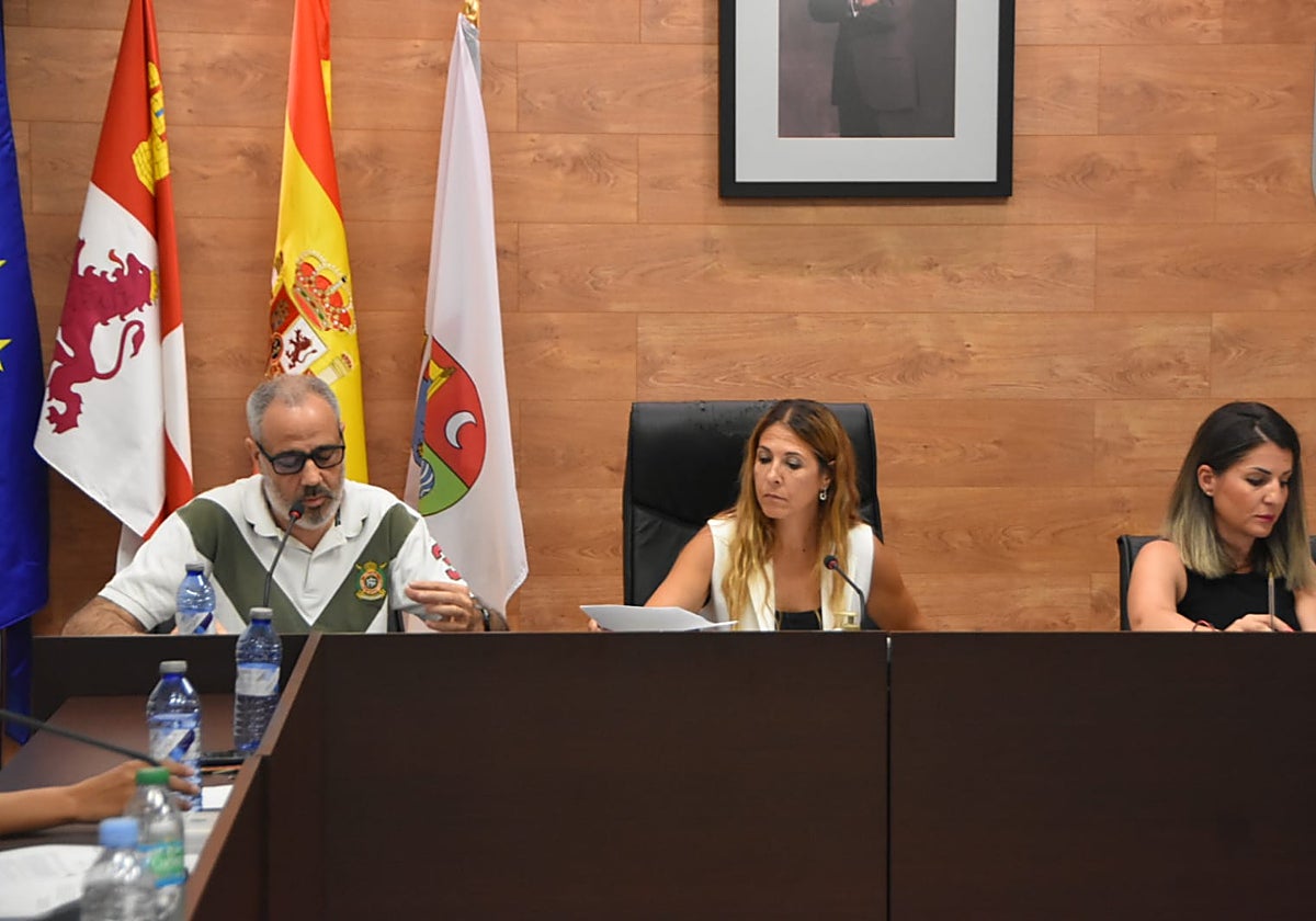 La sesión plenaria de Castellanos de Moriscos.