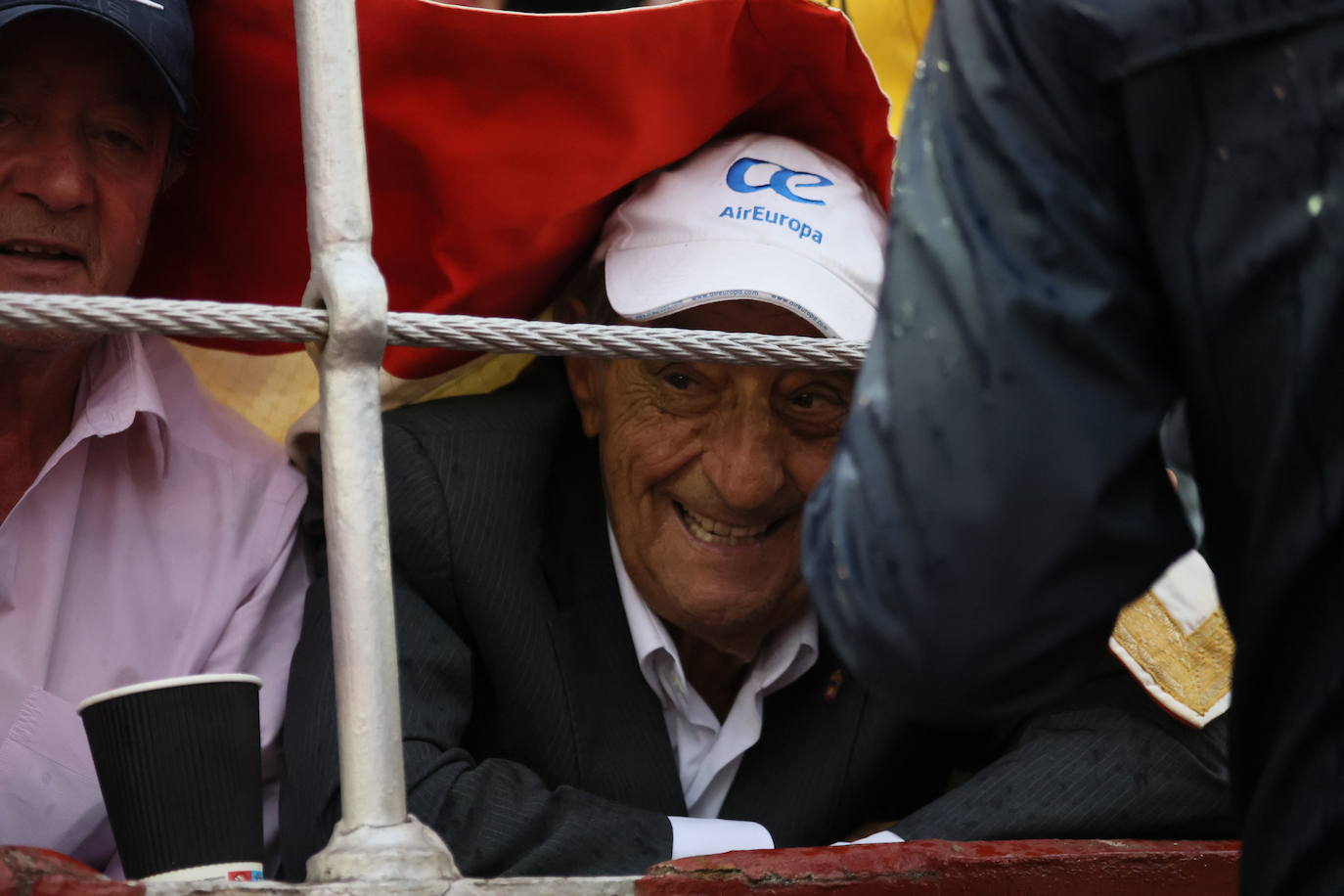 Las mejores imágenes de los tendidos de La Glorieta de este viernes