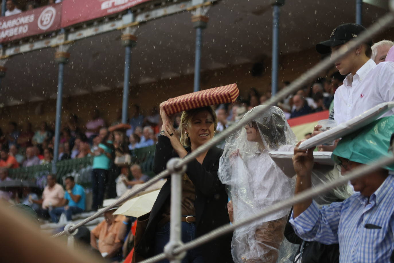 Las mejores imágenes de los tendidos de La Glorieta de este sábado