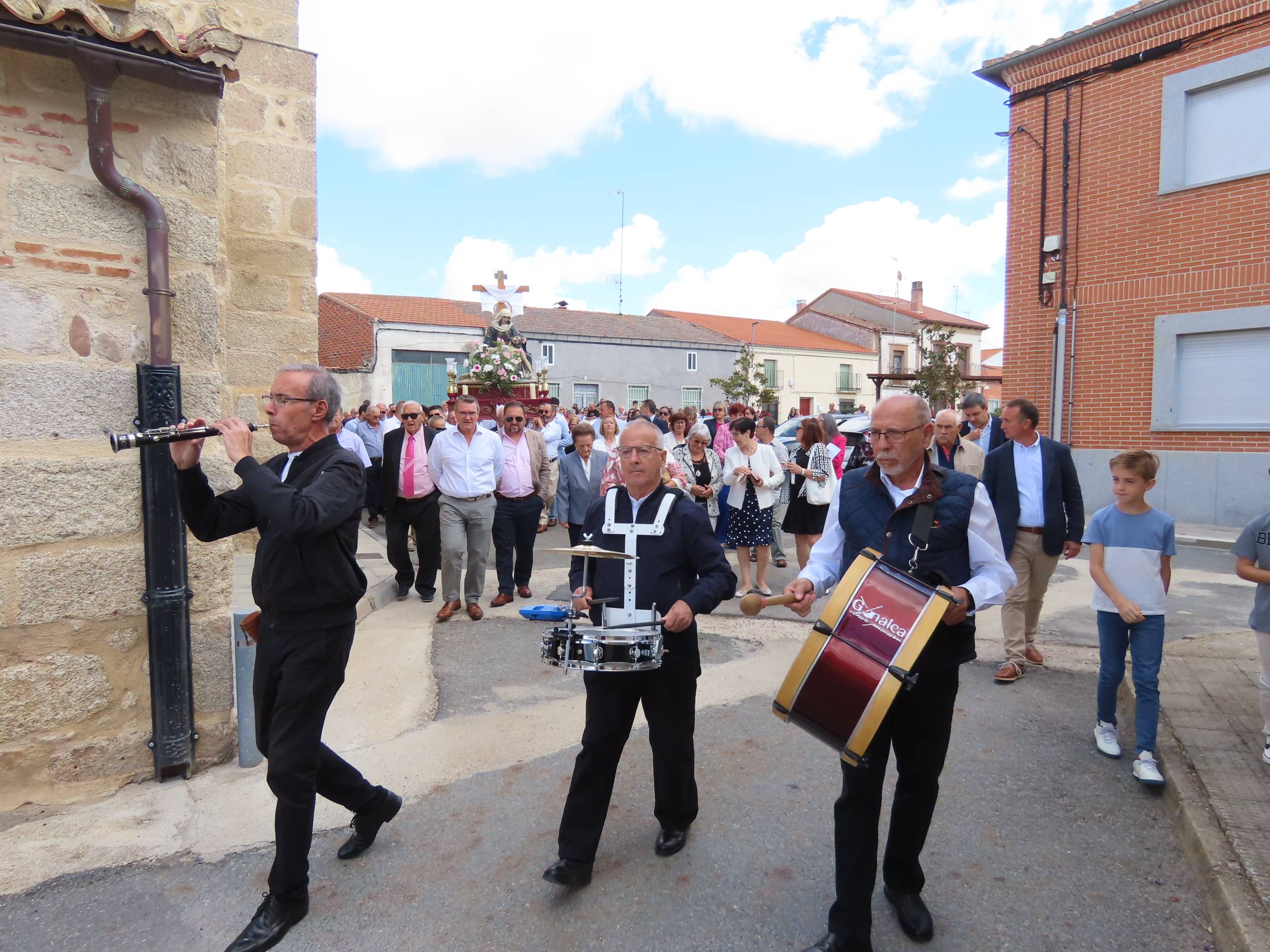 Himnos en honor a Nuestra Señora de las Angustias en Bóveda