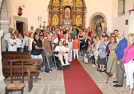 Los fieles presentes quisieron inmortalizar el momento