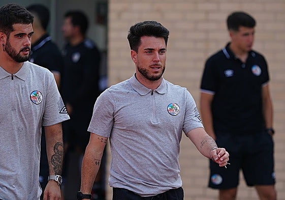 Jorge García, junto a su ayudante David Morán.