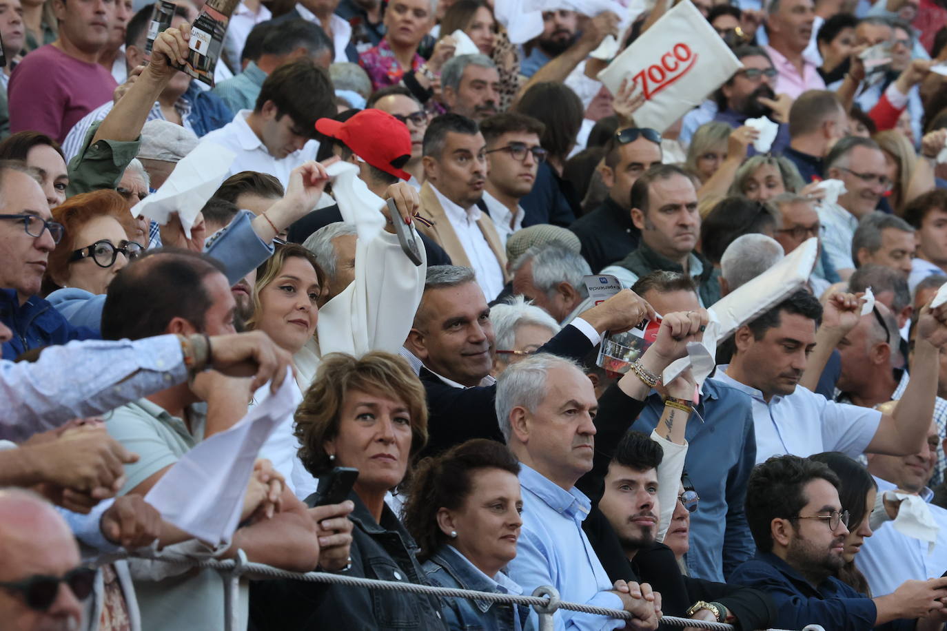 Las mejores imágenes de los tendidos de La Glorieta de este domingo