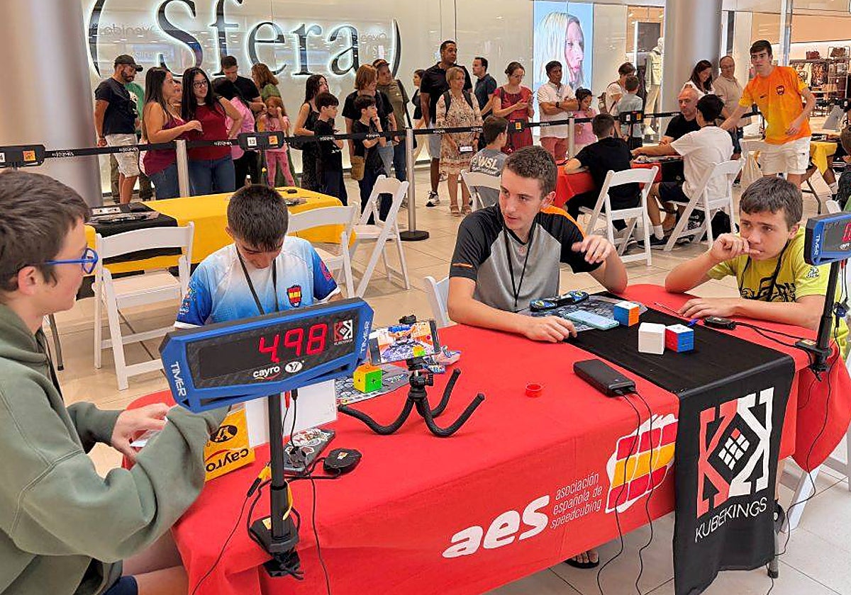 El Tormes Open 2025 convierte a Salamanca en capital del speedcubing