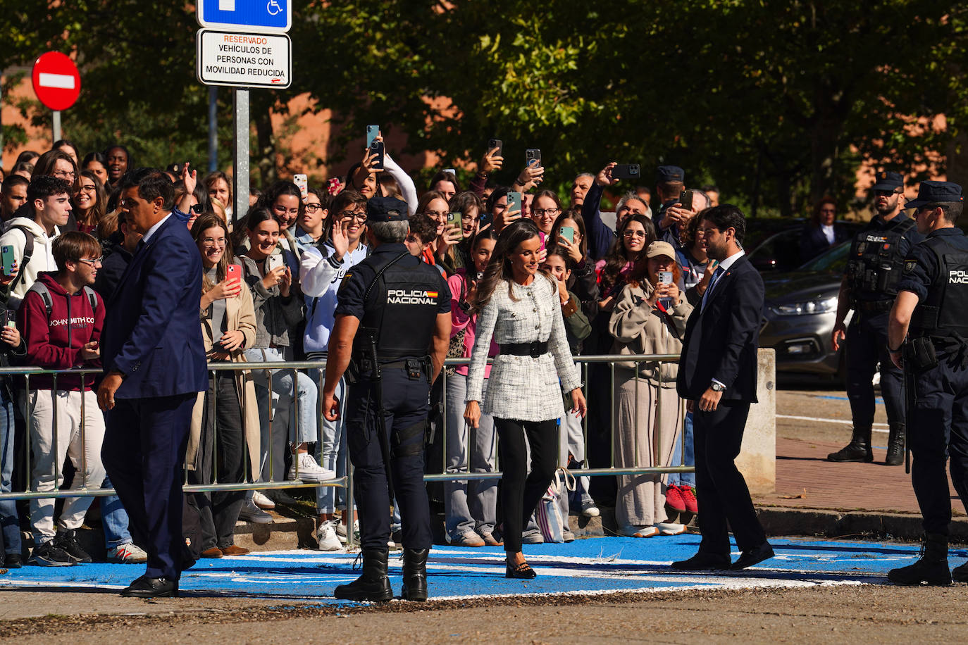 La visita de la reina Letizia a Salamanca, en imágenes