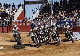 Una de las exhibiciones de motos que se desarrollaron en el anillo del Recinto Ferial Provincial en la edición del año pasado.