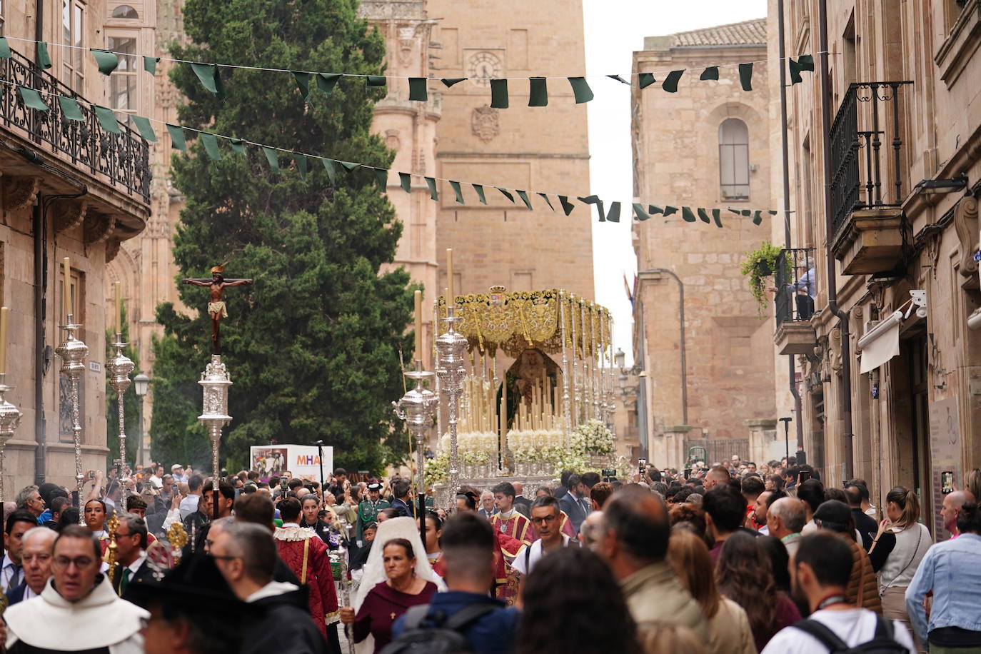 Las memorables imágenes de la procesión de La Esperanza por el Año Jubilar