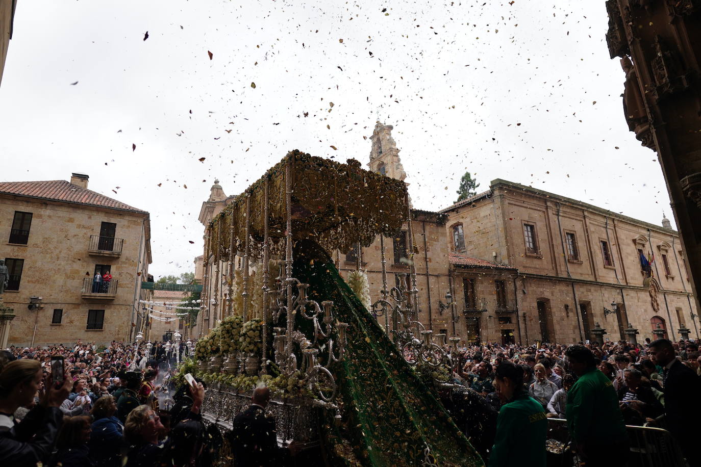 Las memorables imágenes de la procesión de La Esperanza por el Año Jubilar