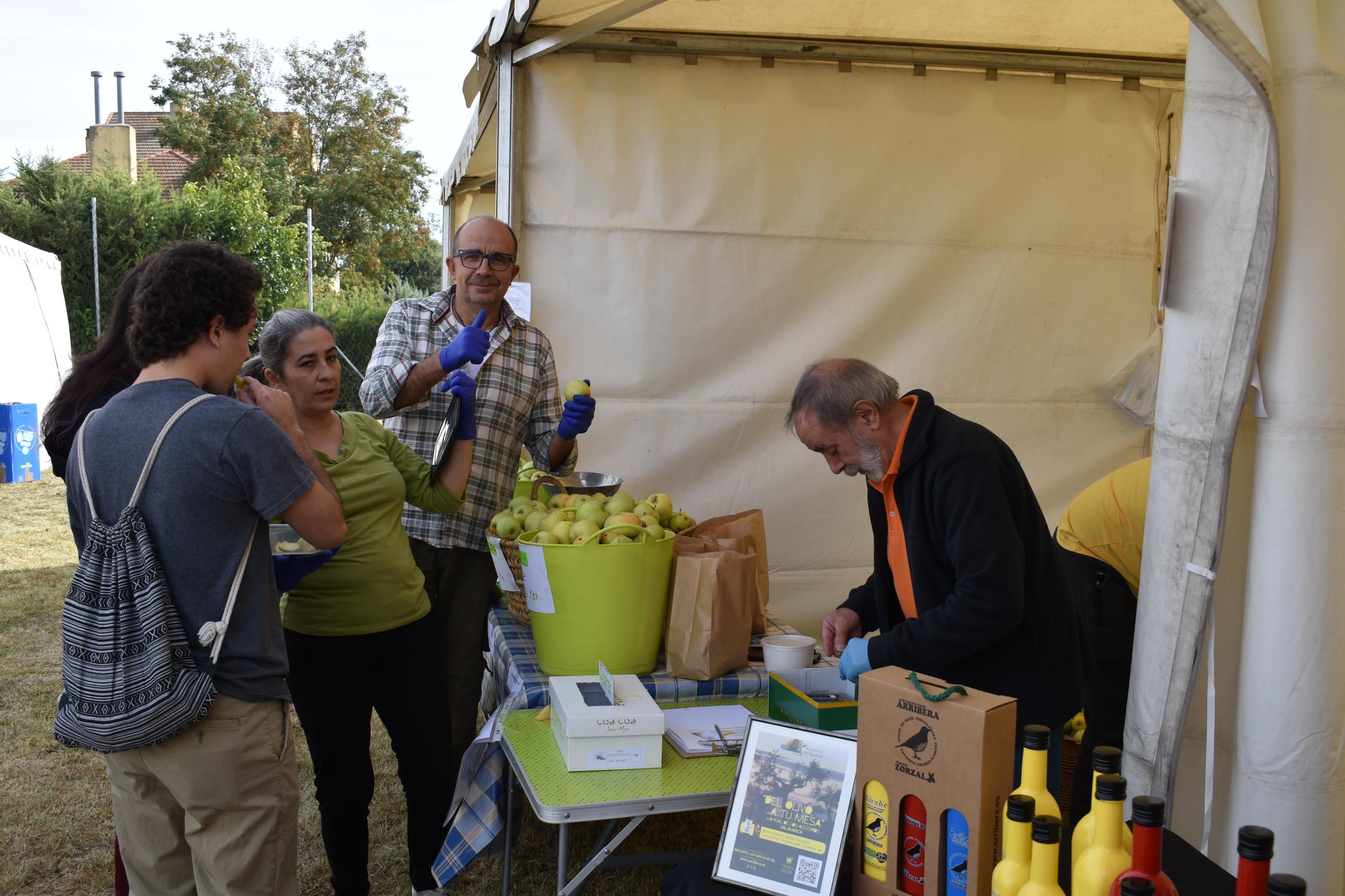 El campo y la ciudad se dan cita en Cabrerizos con el Mercado Ecológico de Salamanca