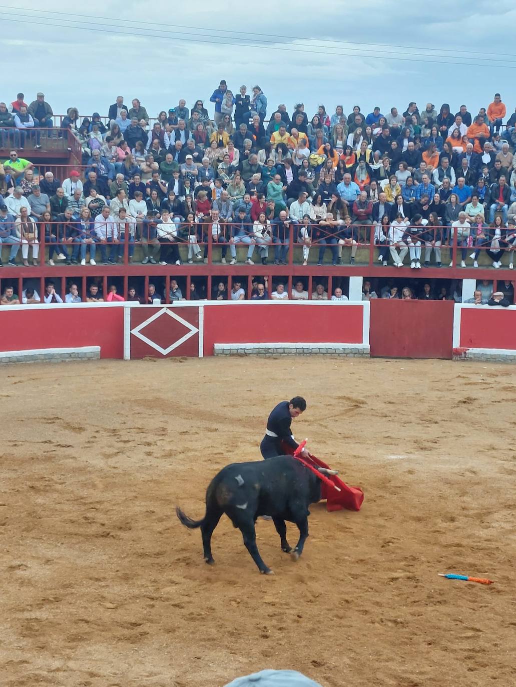 San Miguel de Valero disfruta con su fiesta y los toros