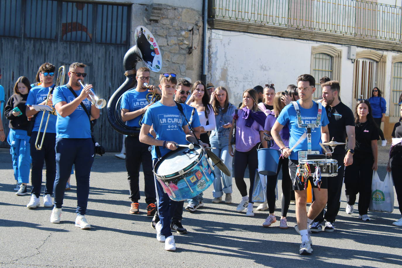 Emotivo y animado inicio de fiestas en San Miguel de Valero