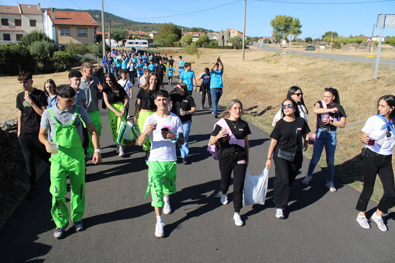 Emotivo y animado inicio de fiestas en San Miguel de Valero