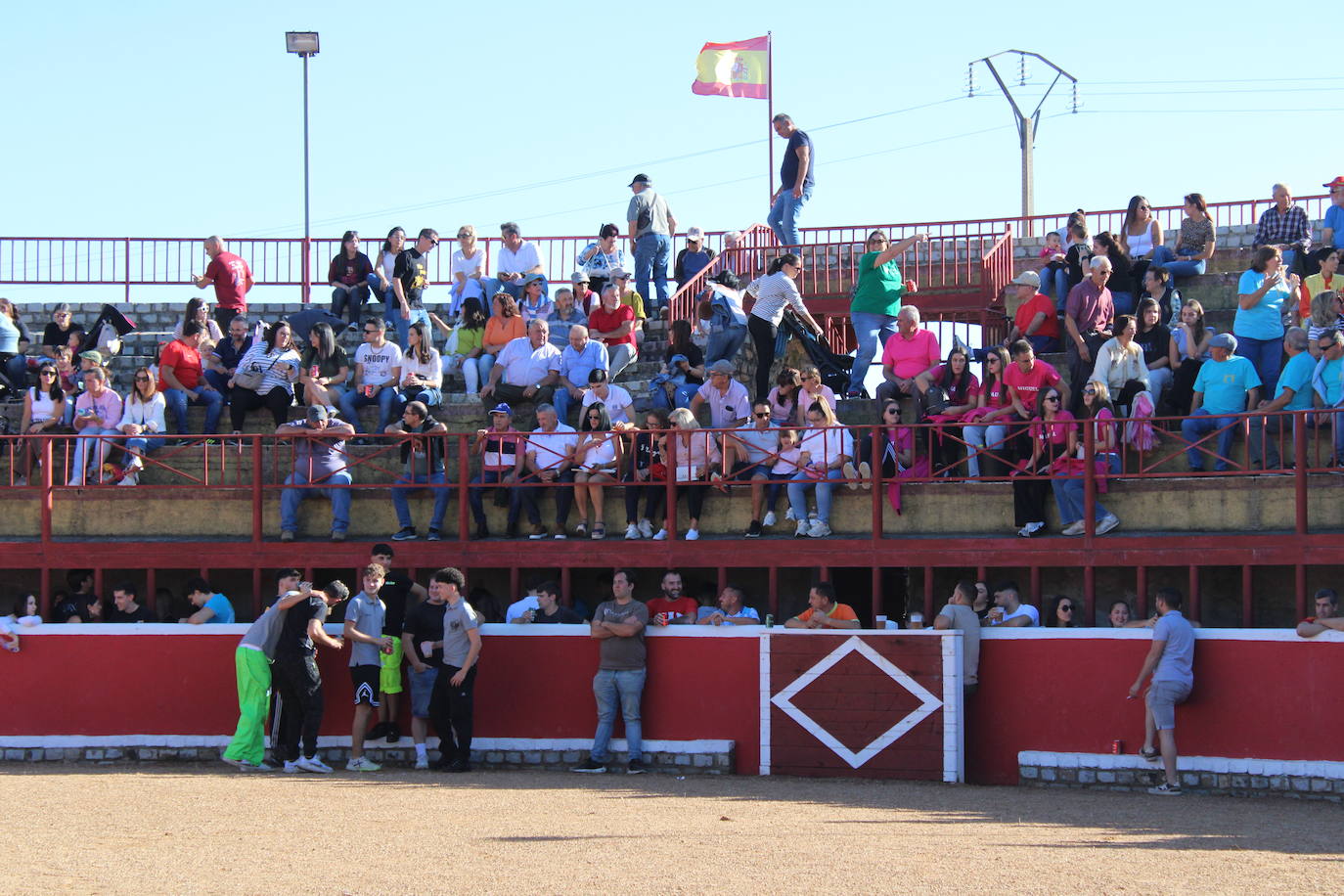 Emotivo y animado inicio de fiestas en San Miguel de Valero