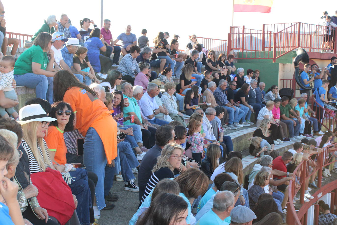 Emotivo y animado inicio de fiestas en San Miguel de Valero