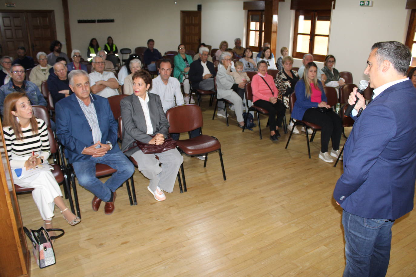 Todo listo en San Esteban de la Sierra para estrenar sus &quot;Viviendas en red&quot; para personas mayores