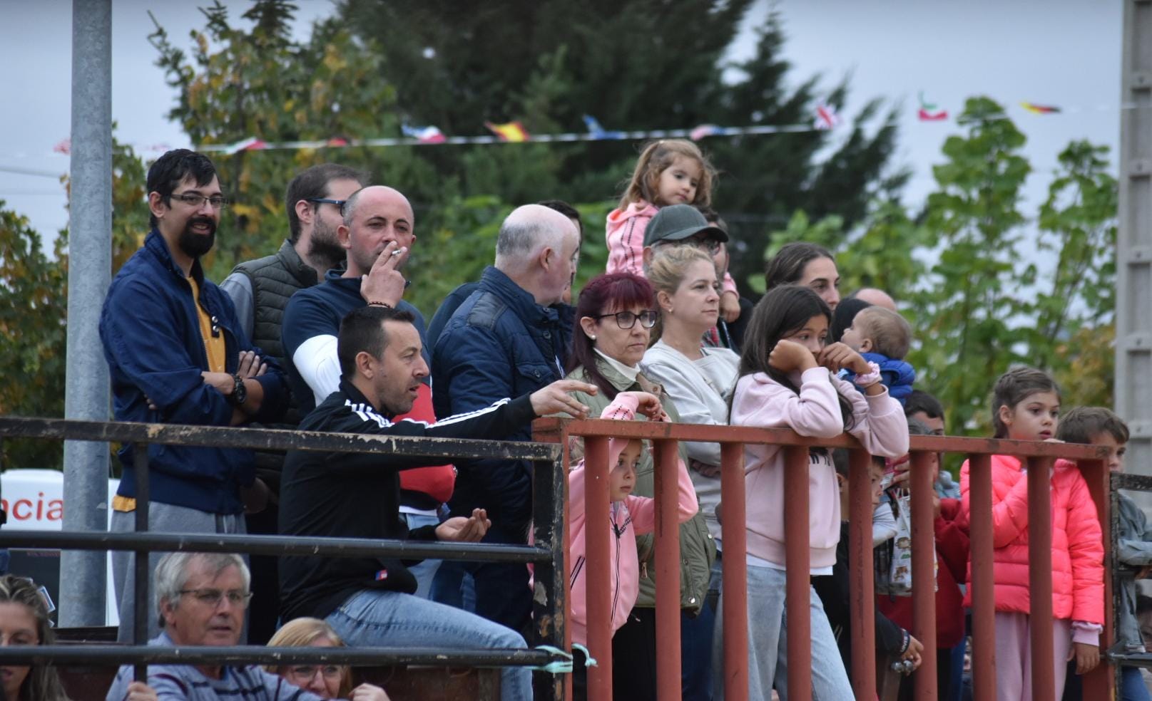 Riesgo y emoción en Santiz durante la esperada capea con vaquillas y un novillo