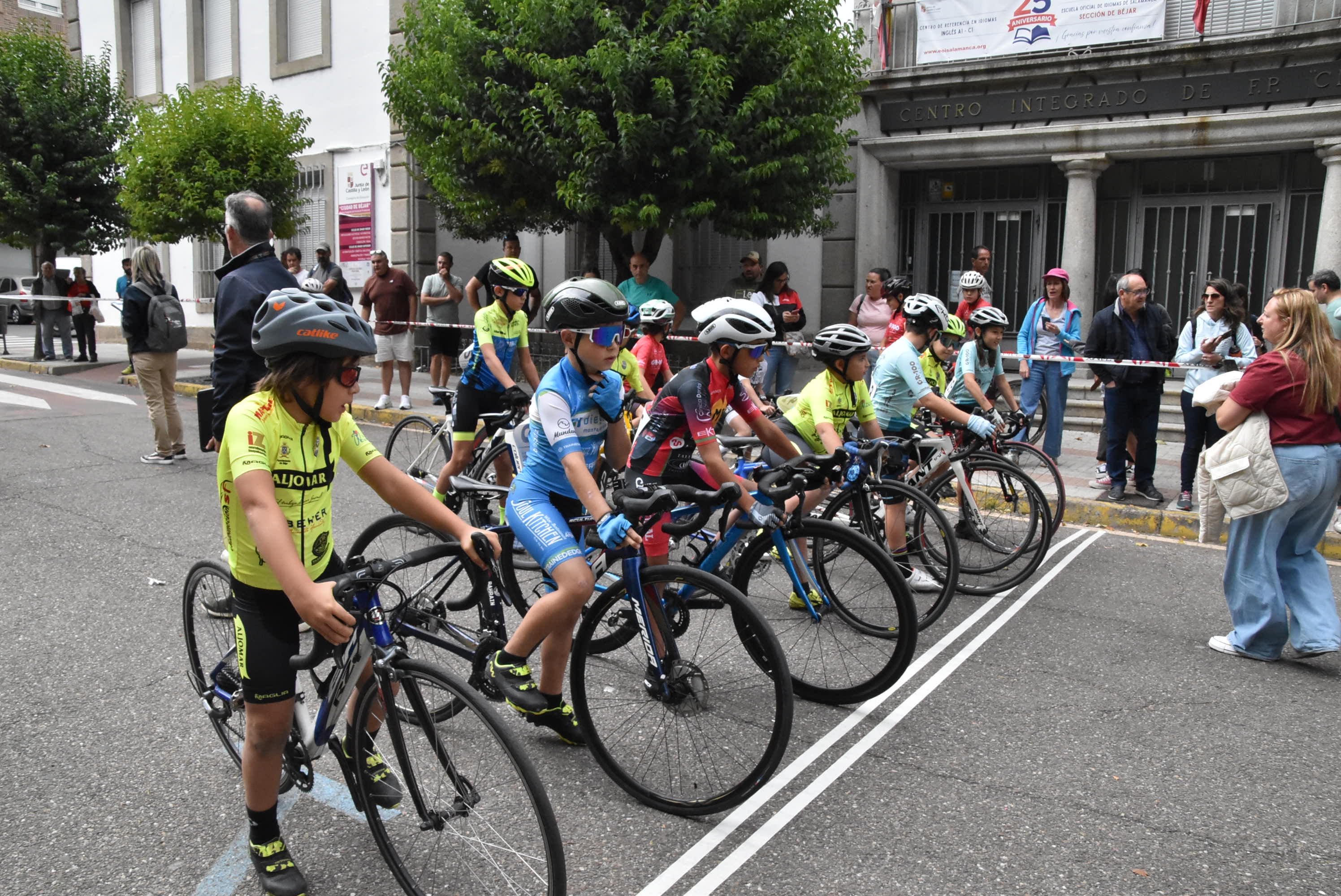 Buen ambiente en el Criterium de Dueñas en Béjar