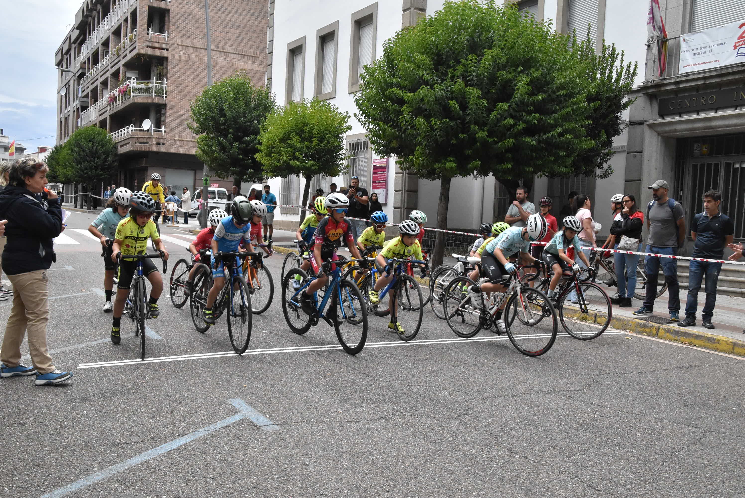 Buen ambiente en el Criterium de Dueñas en Béjar