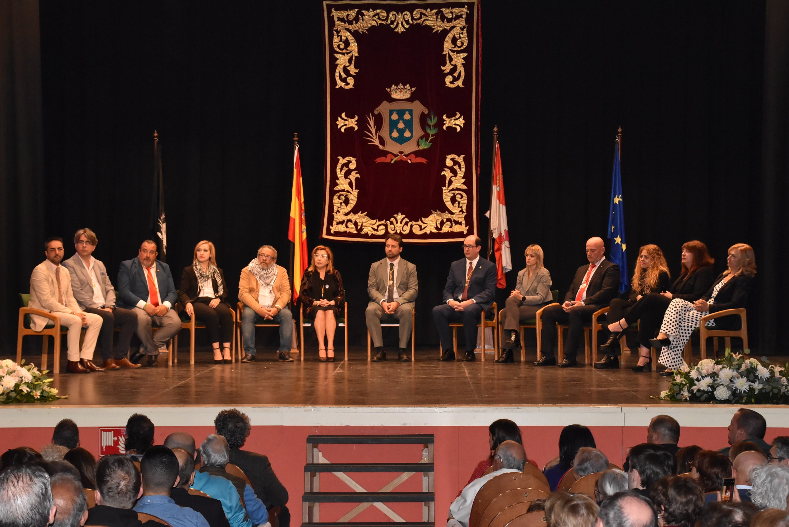 Béjar premia el esfuerzo en la solidaridad, la lucha contra la violencia de género y en la cultura