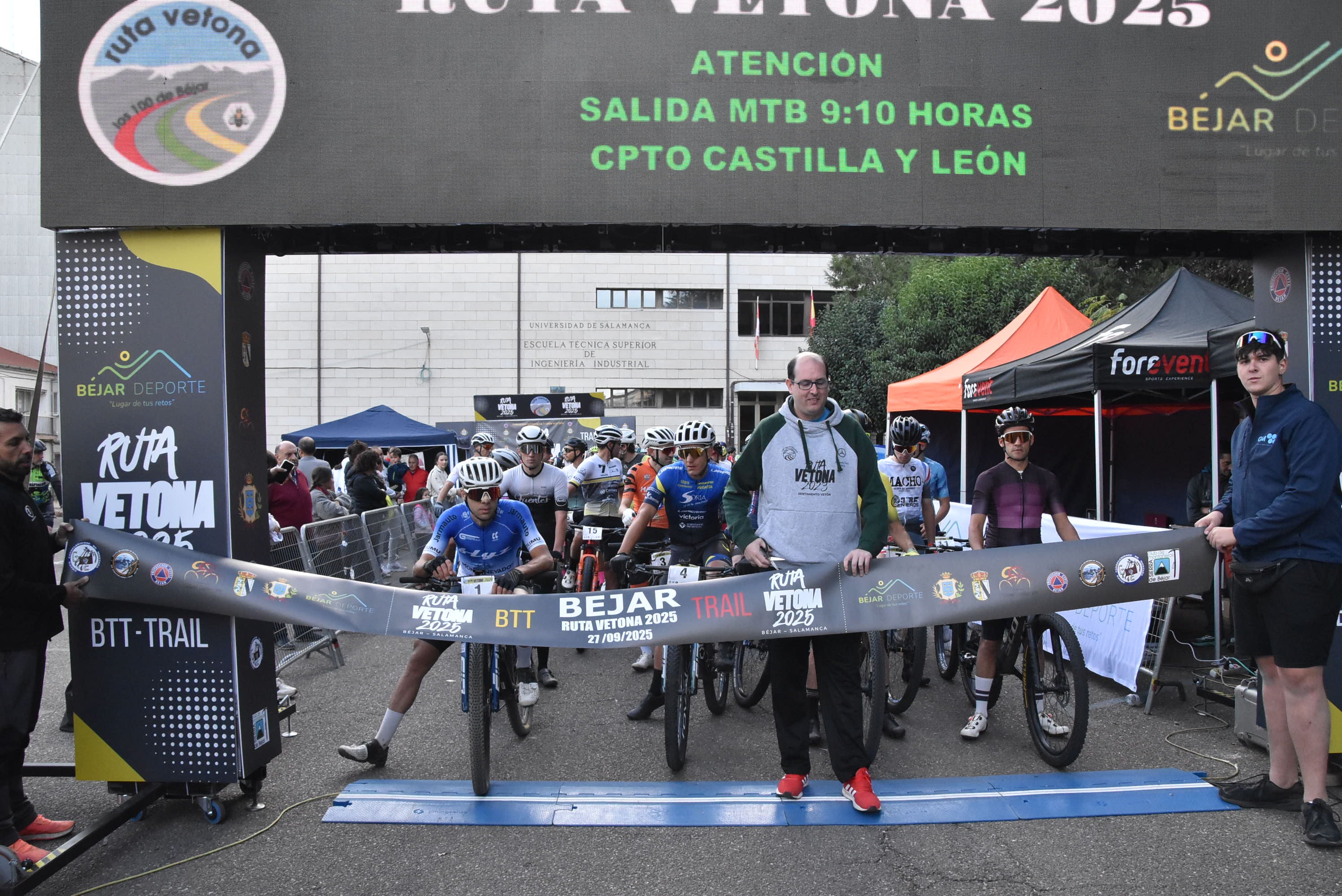 La Ruta Vetona llena Béjar de deporte