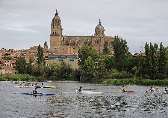 Imagen de la competición celebrada este domingo en el río Tormes