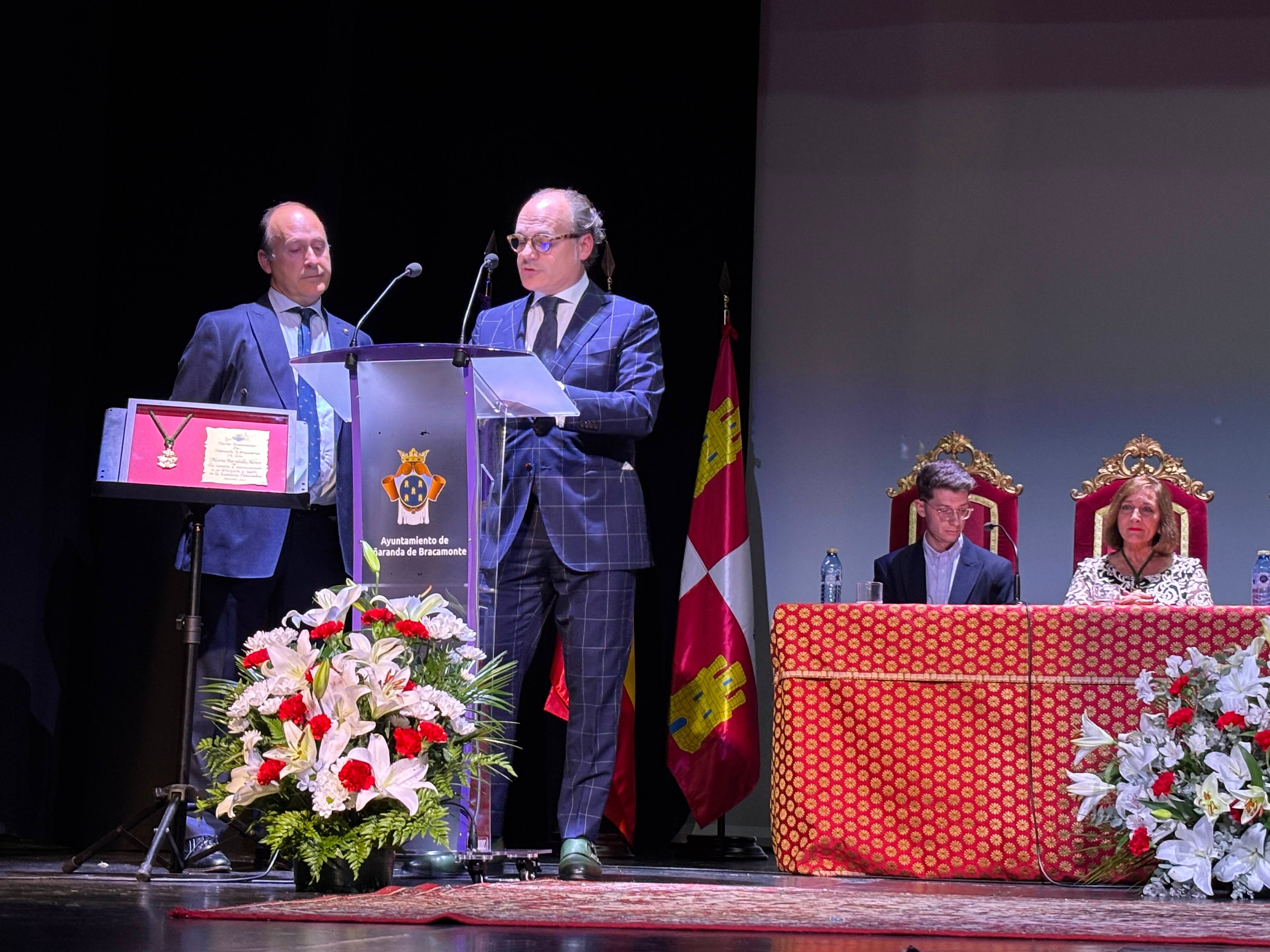 María Hernández ya es Medalla de Oro de la Ciudad de Peñaranda