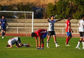 Momento en el que el árbitro pita el final del partido entre el Salamanca UDS y la UD Ourense.