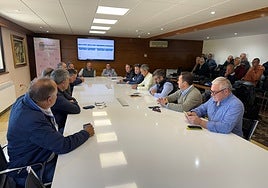 Momento del debate del cereal en la Lonja de Salamanca.