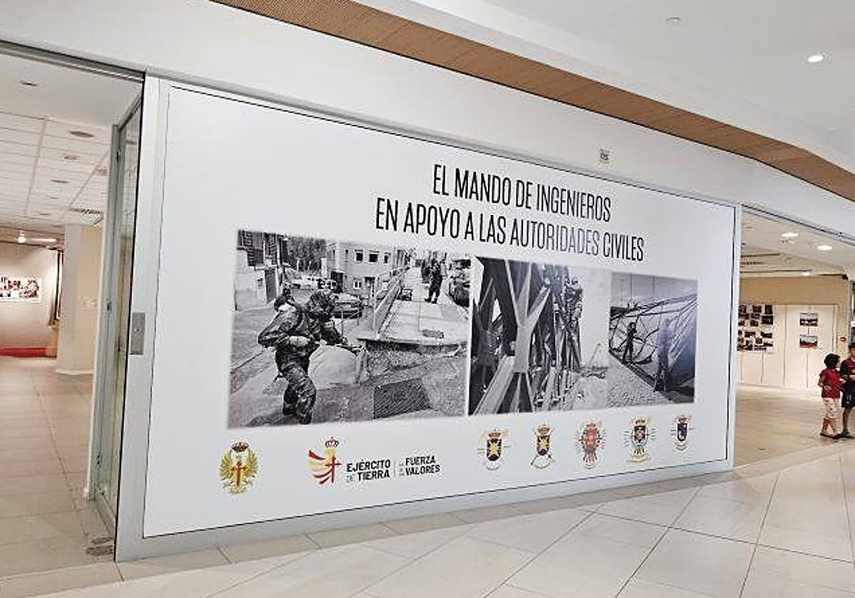 La exposición 'El Mando de Ingenieros en apoyo a las autoridades civiles' incorpora nuevos paneles de las últimas actuaciones desarrolladas este verano